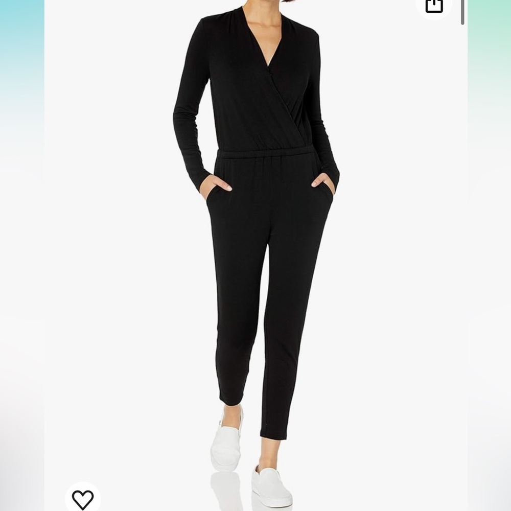 Amazon Essentials Women's Supersoft Terry Long-Sleeve V-Neck Wrap Jumpsuit